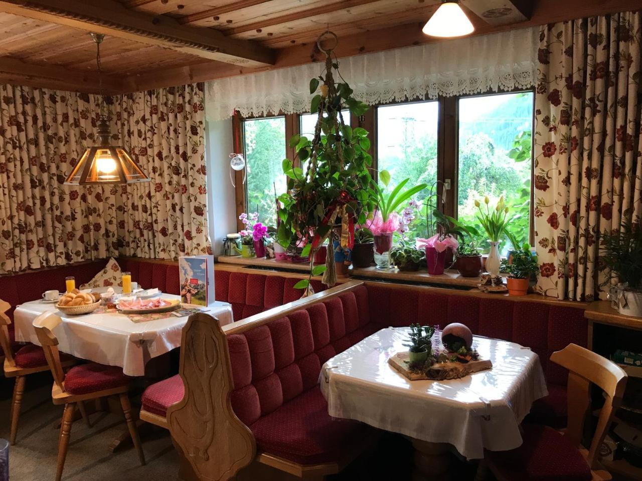 Hotel Haus Katharina Wagrain Esterno foto